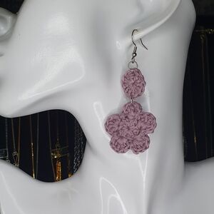 Light purple crochet flower earrings with stainless steel hook and jump rings